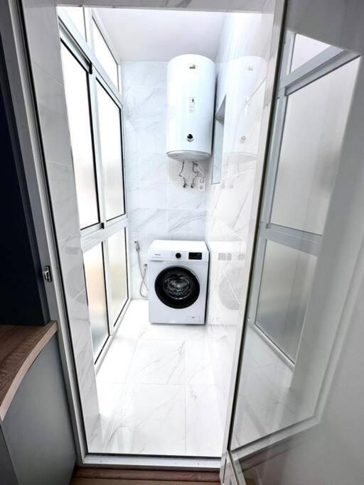 Ls18 By Zanis Torrevieja Exterior foto